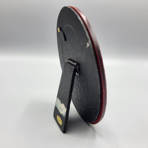 Vtg Oval Ornate Red & Gold Picture Frame Victorian Woman Portrait Resin Taiwan - Picture 6 of 7